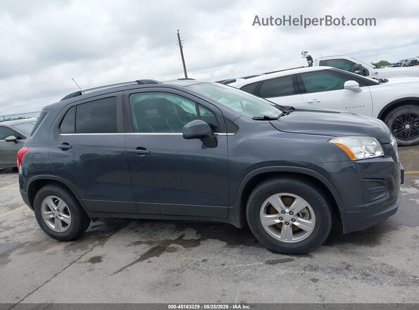 3GNCJLSB3GL270967 2016 CHEVROLET TRAX Gray Rear interior view
