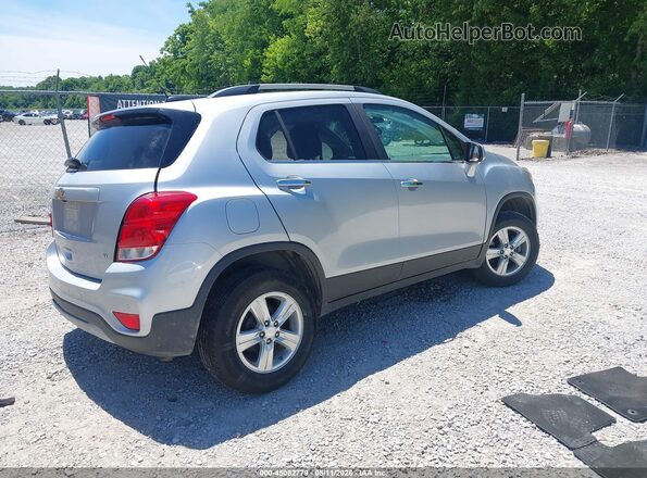 3GNCJLSB4JL267857 2018 CHEVROLET TRAX Silver უკანა მარჯვენა