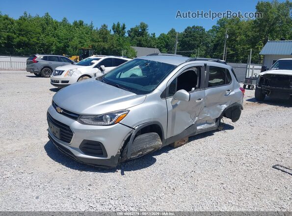 3GNCJLSB4JL267857 2018 CHEVROLET TRAX Silver წინა მარცხენა ხედი სამი მეოთხედიდან