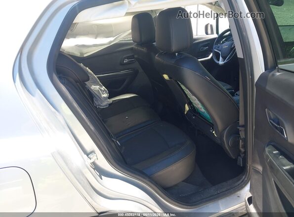 3GNCJLSB4JL267857 2018 CHEVROLET TRAX Silver VIN კოდის სტიკერის ხედი