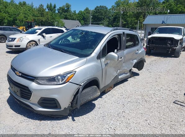 3GNCJLSB4JL267857 2018 CHEVROLET TRAX Silver წინა ხედი