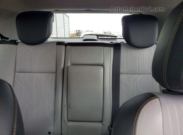 3GNCJLSB8KL245216 2019 CHEVROLET TRAX Orange Widok tylnych siedzeń