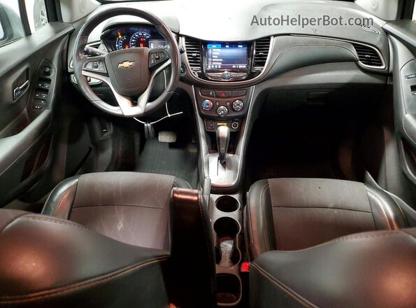 3GNCJPSB2LL151163 2020 CHEVROLET TRAX Gray Առջևի վահանակի տեսք