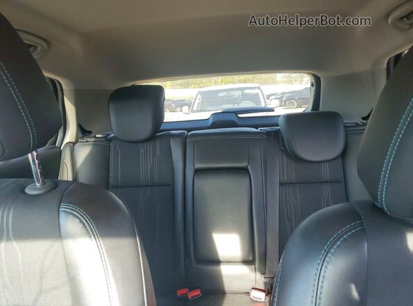 3GNCJPSB8GL149181 2016 CHEVROLET TRAX Silver Rear seats view