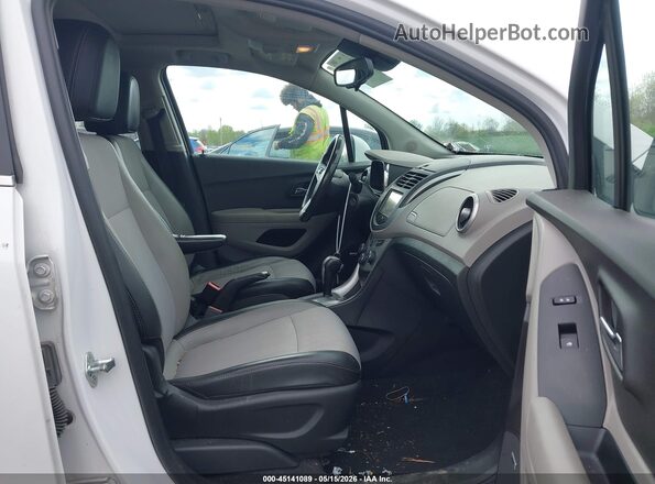 3GNCJPSB9GL264856 2016 CHEVROLET TRAX White 