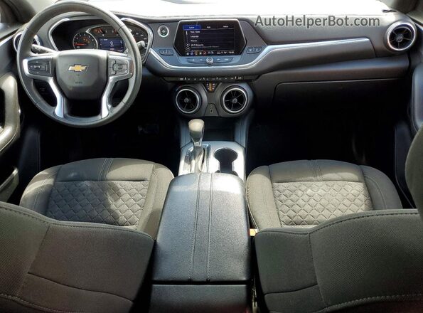 3GNKBBRA3MS561079 2021 CHEVROLET BLAZER Silver Вид панелі приладів