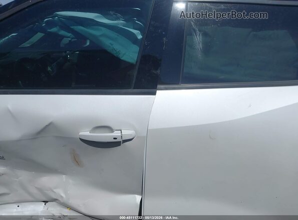3GNKBBRA4LS674506 2020 CHEVROLET BLAZER White Widok wnętrza 360 stopni