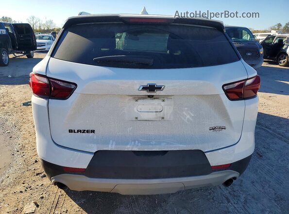 3GNKBBRA5LS653826 2020 CHEVROLET BLAZER White Widok z tyłu