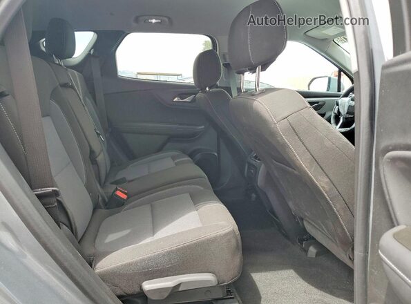 3GNKBCR40TS143335 2026 CHEVROLET BLAZER Gray Вид задньої частини салону