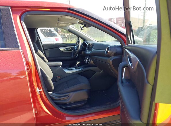 3GNKBCR48MS574555 2021 CHEVROLET BLAZER Orange Вид салону спереду