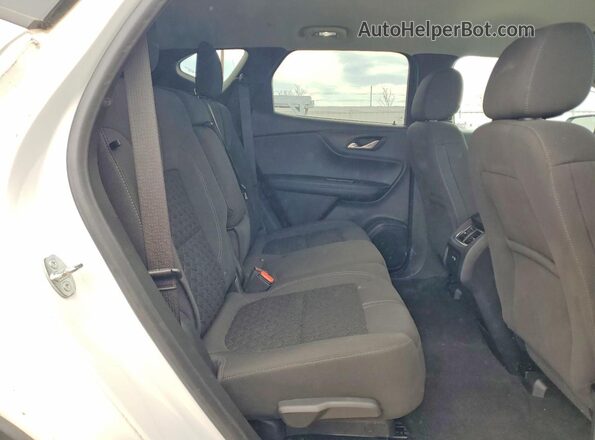 3GNKBCRS4MS548159 2021 CHEVROLET BLAZER White Вид задньої частини салону