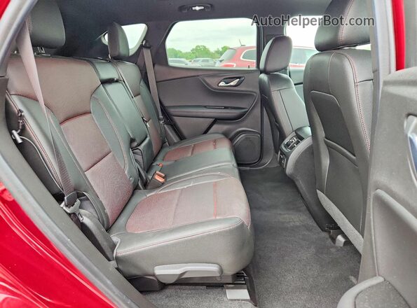 3GNKBERS0KS667447 2019 CHEVROLET BLAZER Red Вид задньої частини салону
