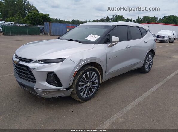 3GNKBFRS4LS686123 2020 CHEVROLET BLAZER Silver Front left