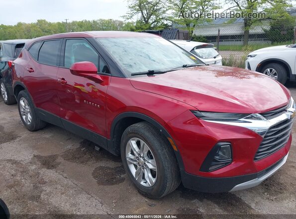 3GNKBHR43NS132507 2022 CHEVROLET BLAZER Red Rear interior view