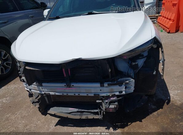 3GNKBJRS6KS696251 2019 CHEVROLET BLAZER Белый Вид спереди