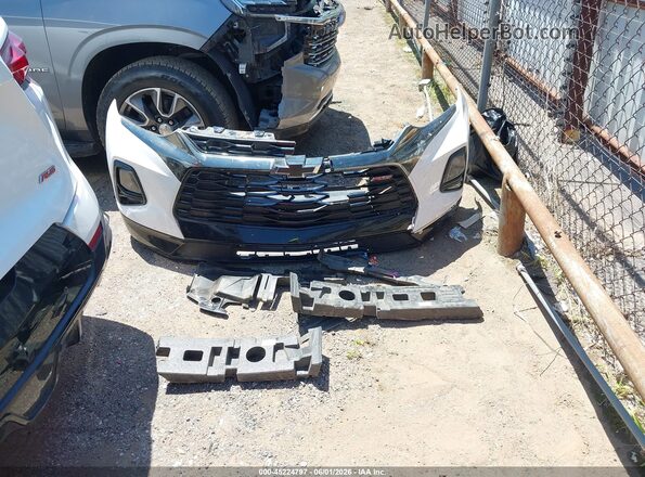 3GNKBJRS6KS696251 2019 CHEVROLET BLAZER Белый Вид щитка приборов