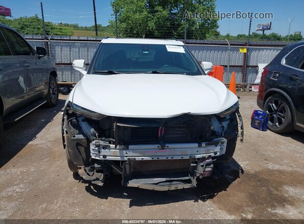 3GNKBJRS6KS696251 2019 CHEVROLET BLAZER Белый Вид задней части салона