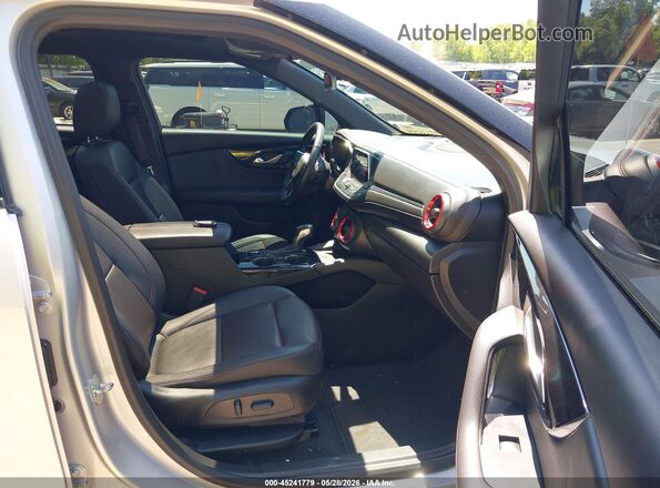 3GNKBKRS1NS172015 2022 CHEVROLET BLAZER Silver Vista interior delantera