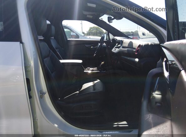 3GNKBKRS5NS209700 2022 CHEVROLET BLAZER White Widok wnętrza z przodu