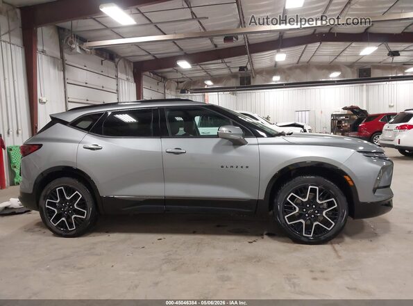 3GNKBKRS7SS139046 2025 CHEVROLET BLAZER Gray Widok wnętrza z tyłu
