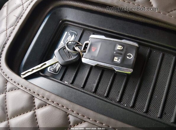 3GTP1NEC1GG310188 2016 GMC SIERRA Silver წინა პანელის ხედი