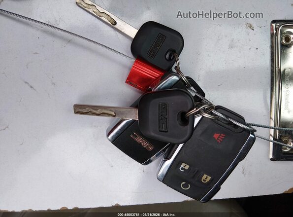 3GTU2NEC5HG411266 2017 GMC SIERRA Белый Вид панели приборов