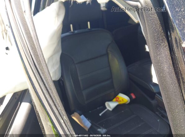 3GTU2PEC2HG117321 2017 GMC SIERRA Black Front interior view