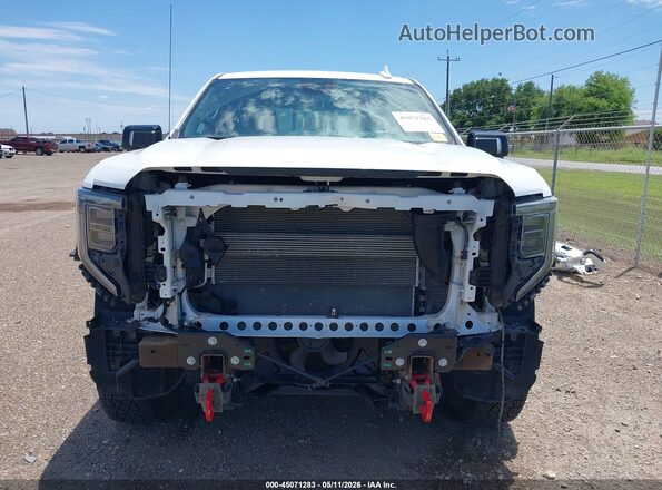 3GTUUEE8XRG358152 2024 GMC SIERRA White Rear interior view