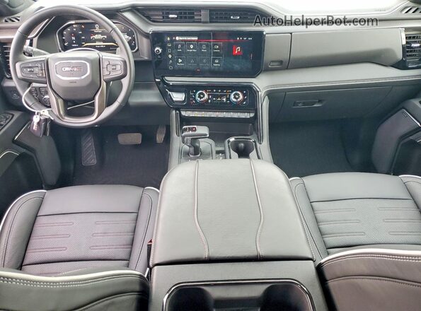 3GTUUFE84TG145193 2026 GMC SIERRA Silver Vista del salpicadero