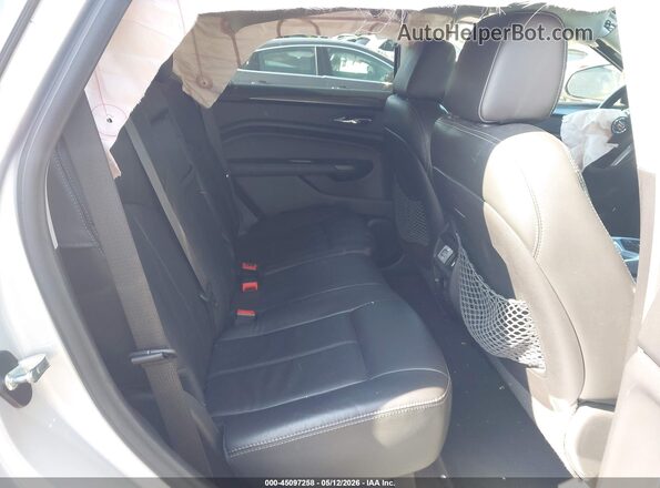 3GYFNAE34GS514760 2016 CADILLAC SRX Silver 