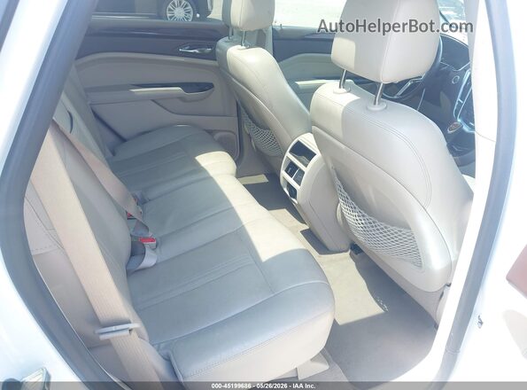 3GYFNBE32GS558939 2016 CADILLAC SRX Белый Вид наклейки с VIN-кодом