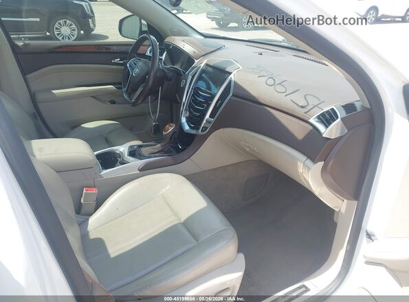 3GYFNBE32GS558939 2016 CADILLAC SRX Белый Вид салона спереди