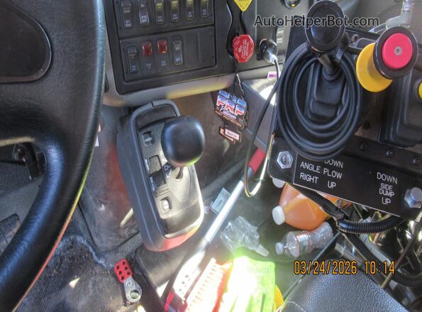 3HAWDSTR2JL324877 2018 INTERNATIONAL 7000 Red Delantero derecho
