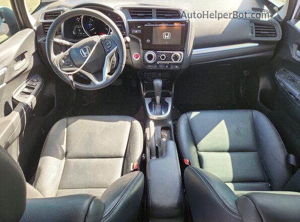 3HGGK5H05JM703149 2018 HONDA FIT Серебряный 