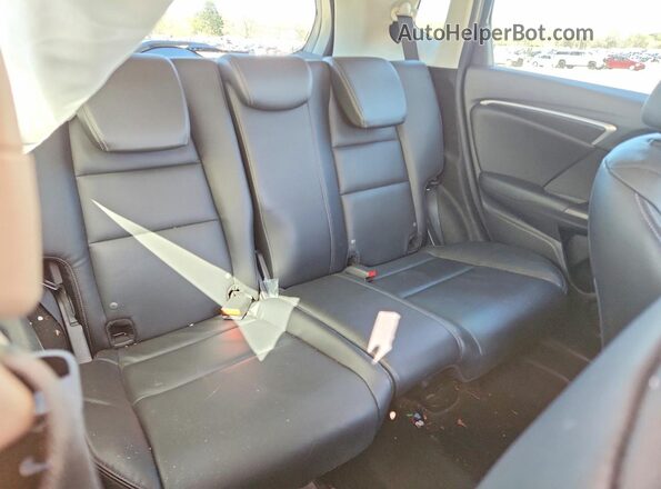 3HGGK5H05JM703149 2018 HONDA FIT Серебряный 