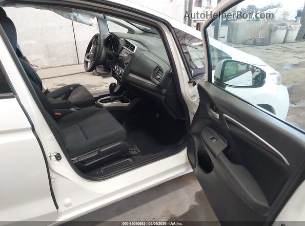 3HGGK5H40LM702075 2020 HONDA FIT White Вид салону спереду