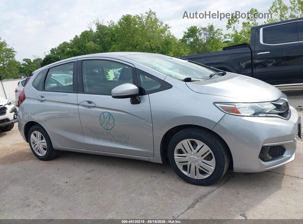 3HGGK5H46KM733555 2019 HONDA FIT Silver Rear interior view