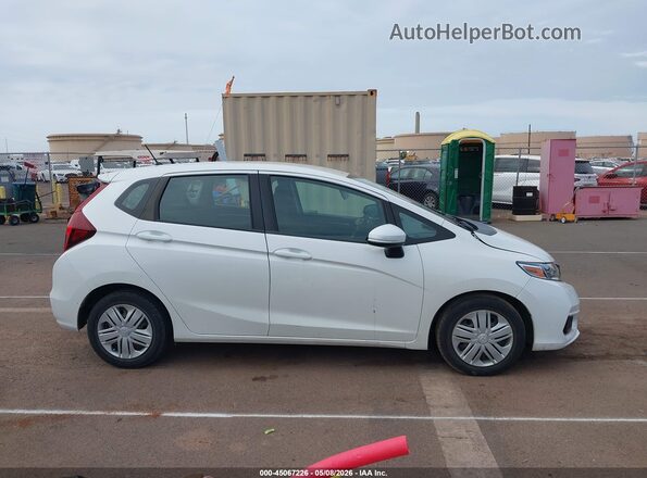 3HGGK5H46LM700024 2020 HONDA FIT White Вид задньої частини салону