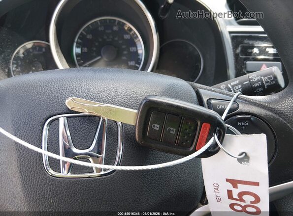 3HGGK5H4XKM753615 2019 HONDA FIT Blue Вид панелі приладів
