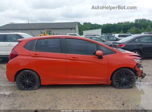 3HGGK5H77JM707250 2018 HONDA FIT Orange Rear interior view