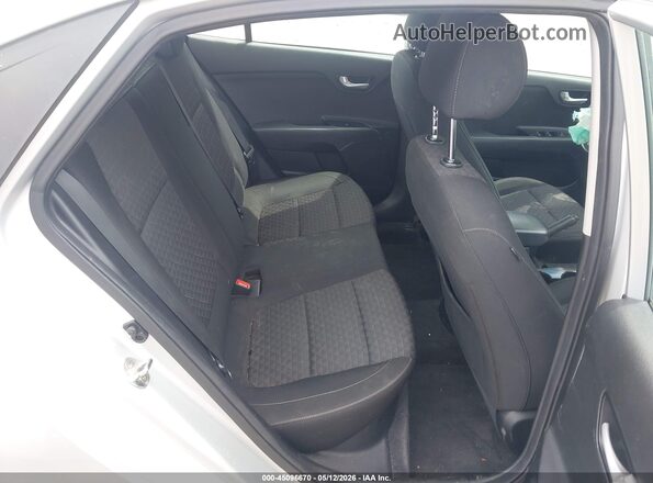 3KPA24AB3JE115044 2018 KIA RIO Серебряный Вид наклейки с VIN-кодом