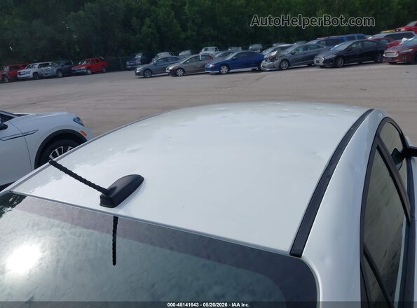 3KPA24AB4JE086489 2018 KIA RIO White Vista frontal