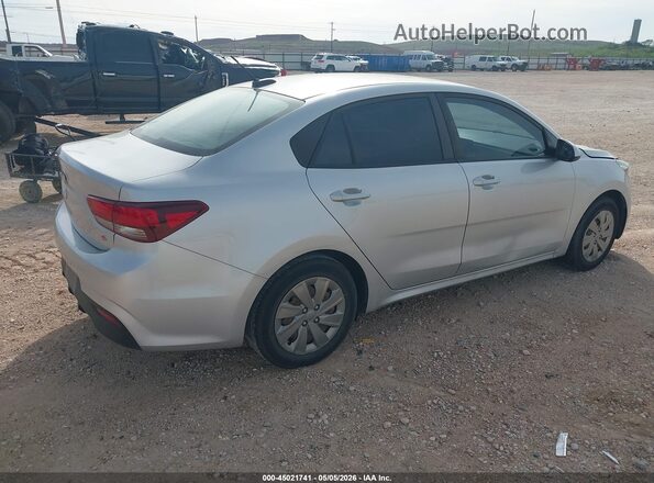3KPA24AD0LE284393 2020 KIA RIO Silver Rear right