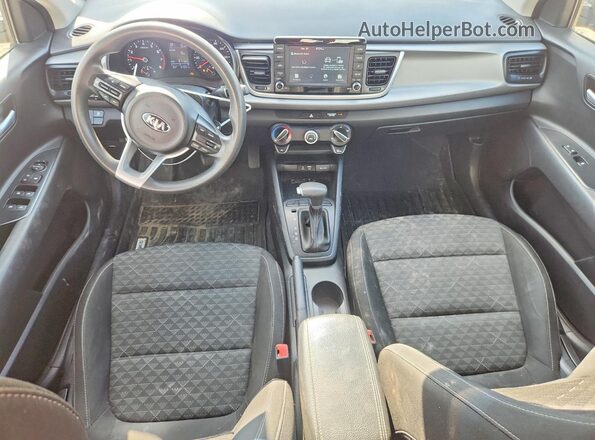 3KPA24AD0LE310684 2020 KIA RIO Silver Widok deski rozdzielczej