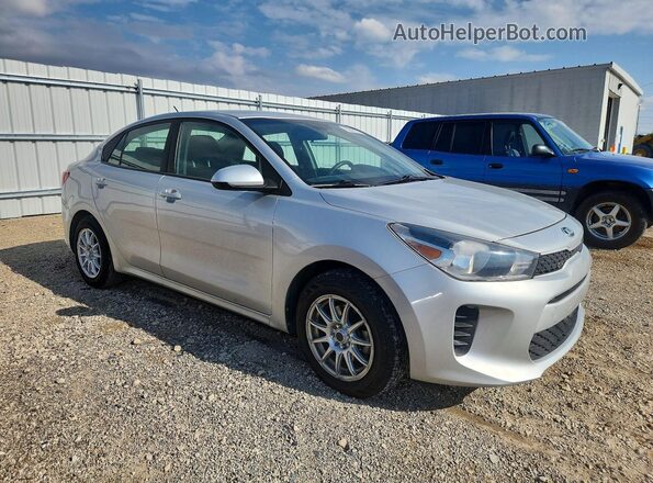 3KPA24AD0LE310684 2020 KIA RIO Silver Przód prawy