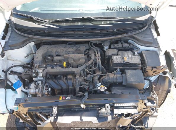 3KPA24AD0PE550372 2023 KIA RIO White Հետևի տեսք