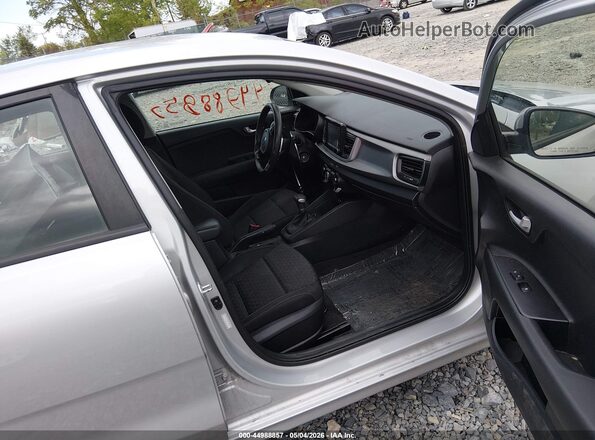 3KPA24AD2LE296111 2020 KIA RIO Silver Vista interior delantera