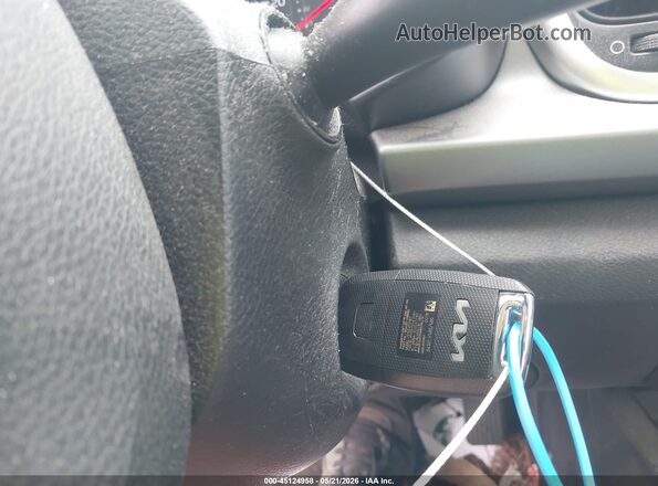3KPA24AD2NE443062 2022 KIA RIO Red Вид панелі приладів