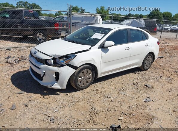3KPA24AD3LE284260 2020 KIA RIO Белый Передняя левая четверть