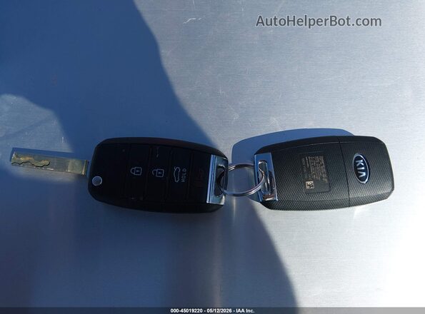 3KPA24AD3LE349320 2020 KIA RIO Gray წინა პანელის ხედი